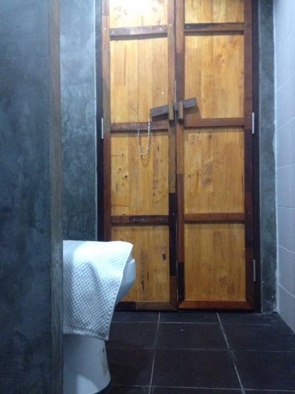 Baantung Homestay Мукдахан Экстерьер фото